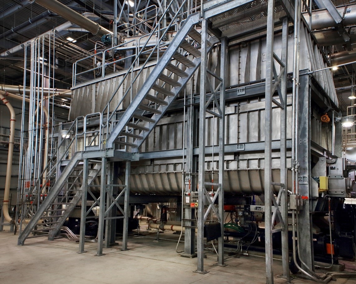 Dewatered solids cake bin