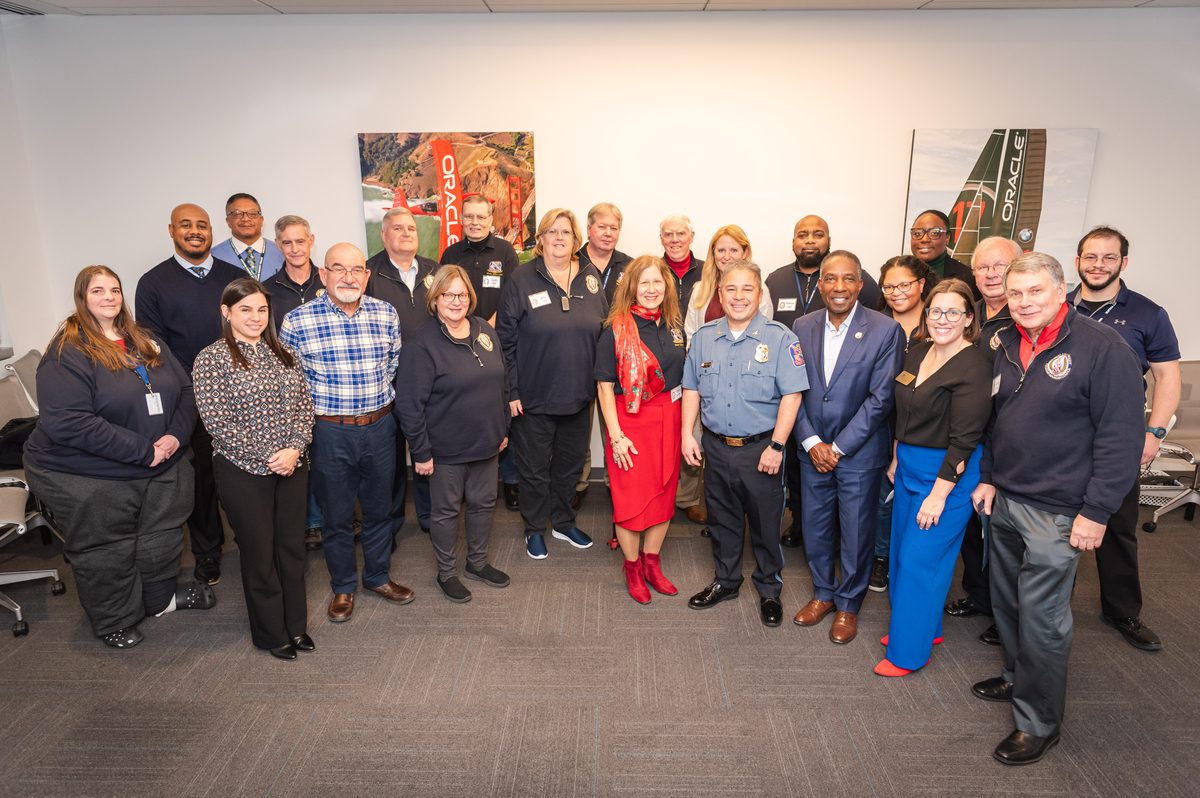 Members of the CAC celebrate their 30th anniversary. 