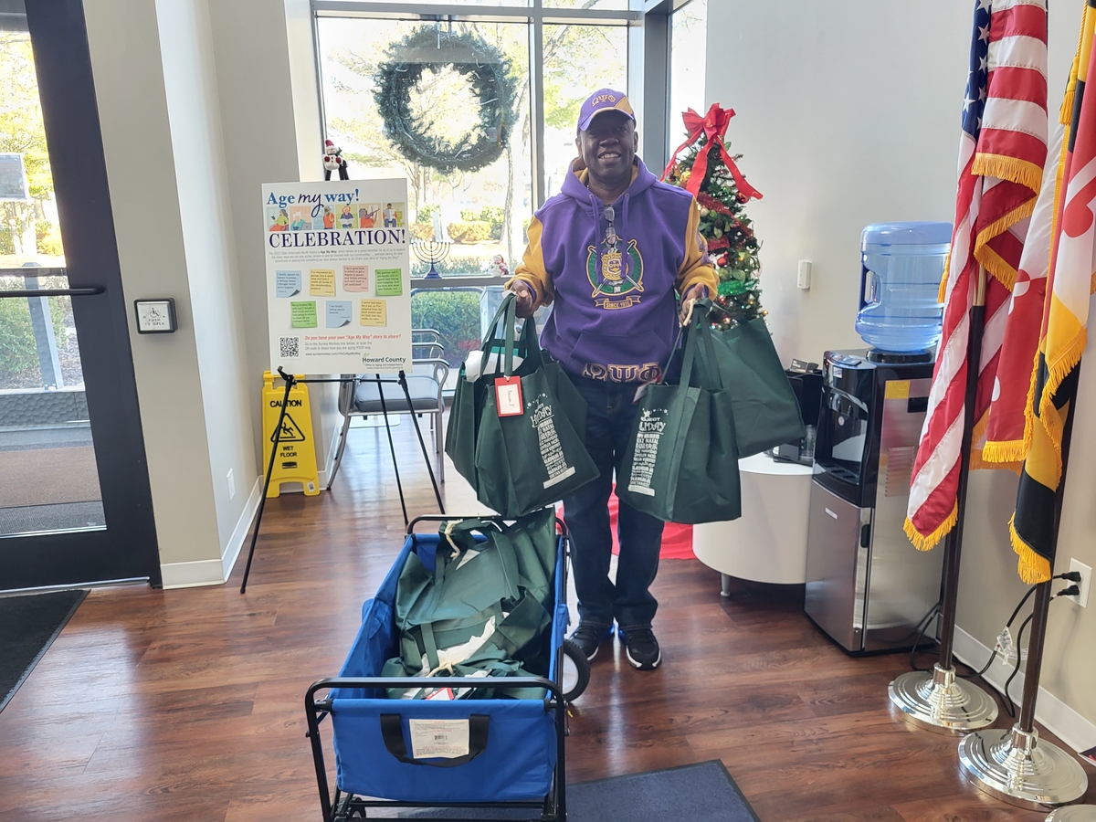 photo of project holiday volunteers