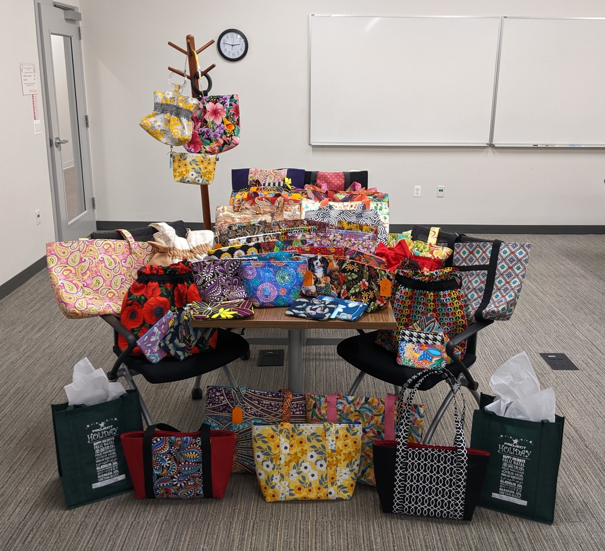 photo of project holiday volunteers