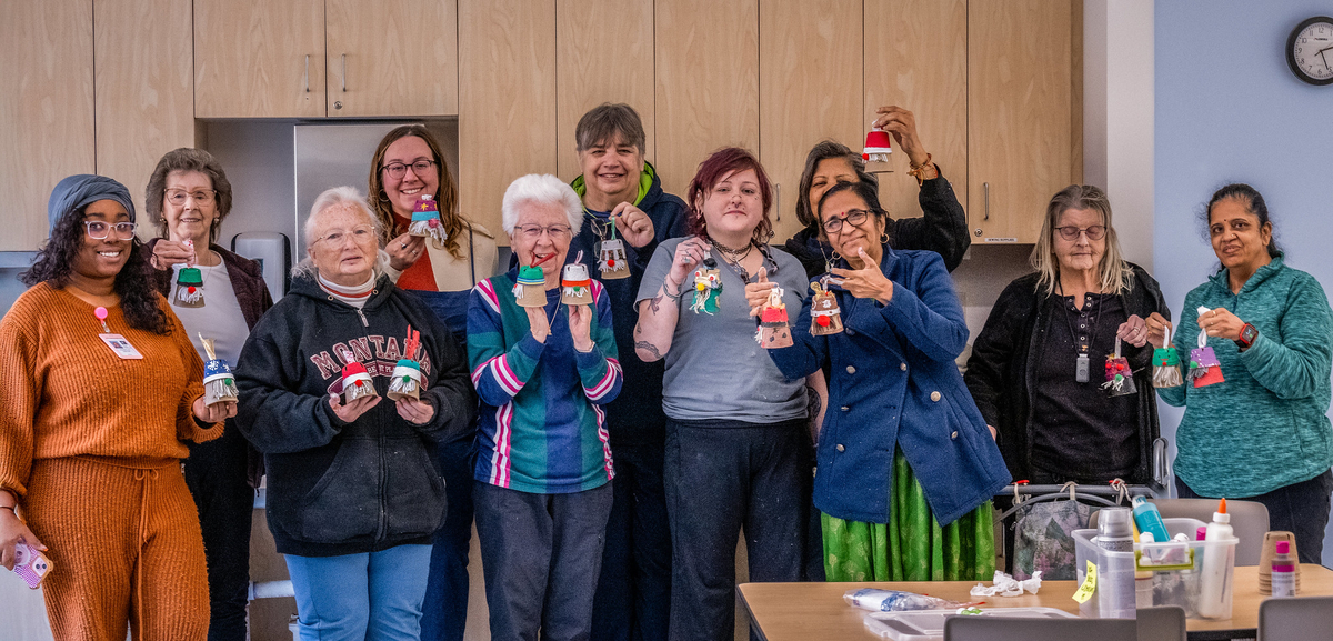 Project Holiday Craft Volunteers