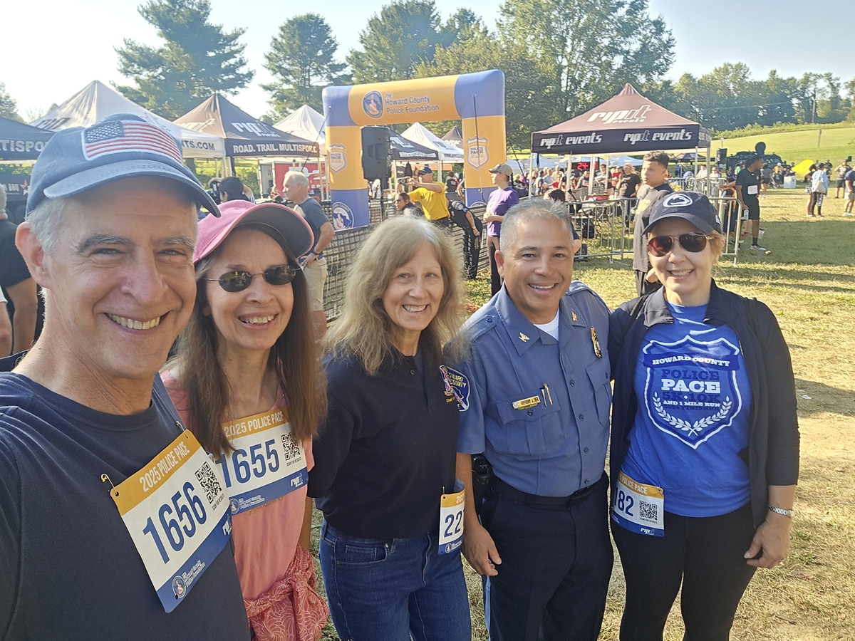 Members of the CAC with the Chief at Police Pace 5K