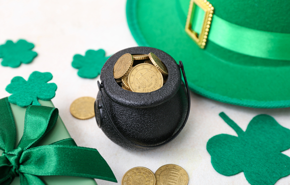 Mini pot of gold, green hat and cut out shamrocks.