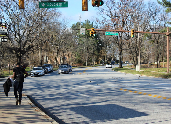 Image Traffic Intersection on Tamar Drive